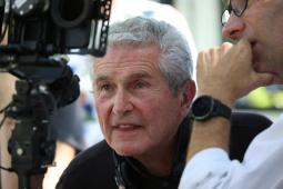 戛纳电影节在IPHONE上播放了CLAUDE LELOUCH电影部分