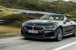 全新的BMW 8系敞篷车将超跑车的驾驶性能