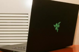 Razer将于2019年推出其15英寸Blade笔记本电脑的新版本