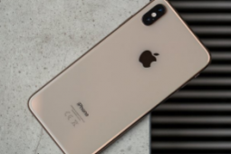 电影院爆米花和 iPhone XS Max 有什么共同点