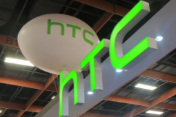 HTC 推出了两款新的中端智能手机